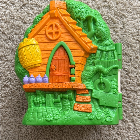 Pooh bear play house - Picture 4 of 6